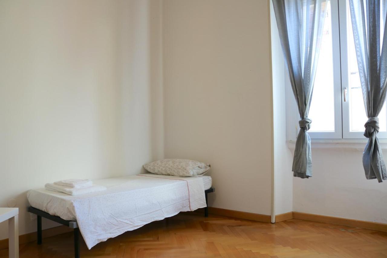 Sant Ambrogio Mansion - Via Olona Leilighet Milano Eksteriør bilde